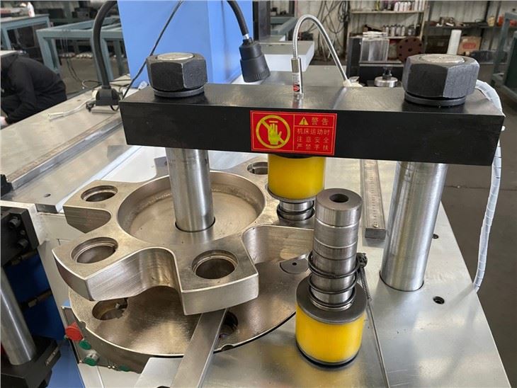 Hydraulic Electric Powered 3-in-1 Busbar Processing Machine