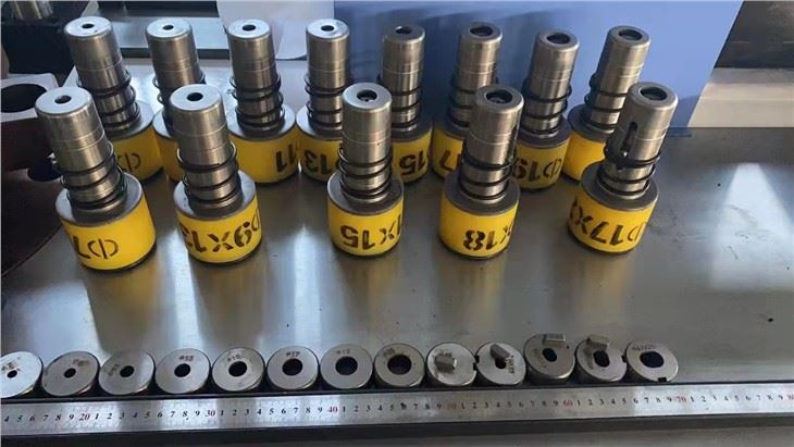 Hydraulic Electric Powered 3-in-1 Busbar Processing Machine